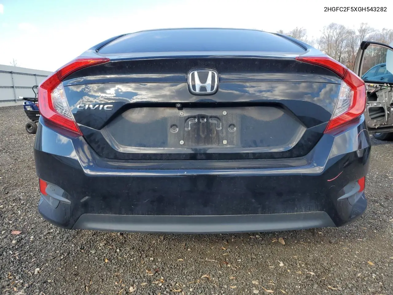 2HGFC2F5XGH543282 2016 Honda Civic Lx