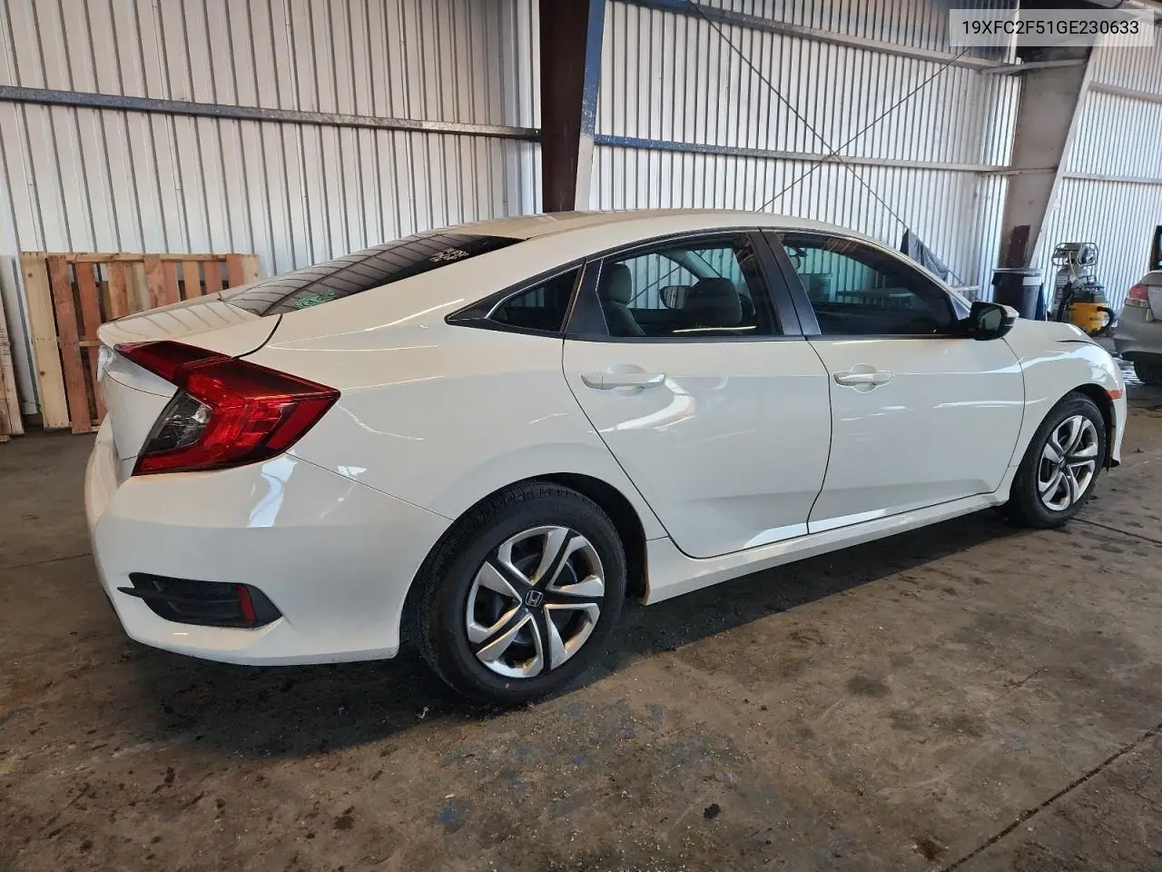 19XFC2F51GE230633 2016 Honda Civic Lx