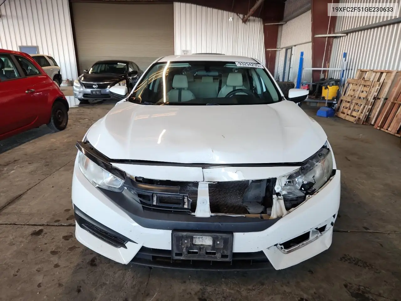19XFC2F51GE230633 2016 Honda Civic Lx