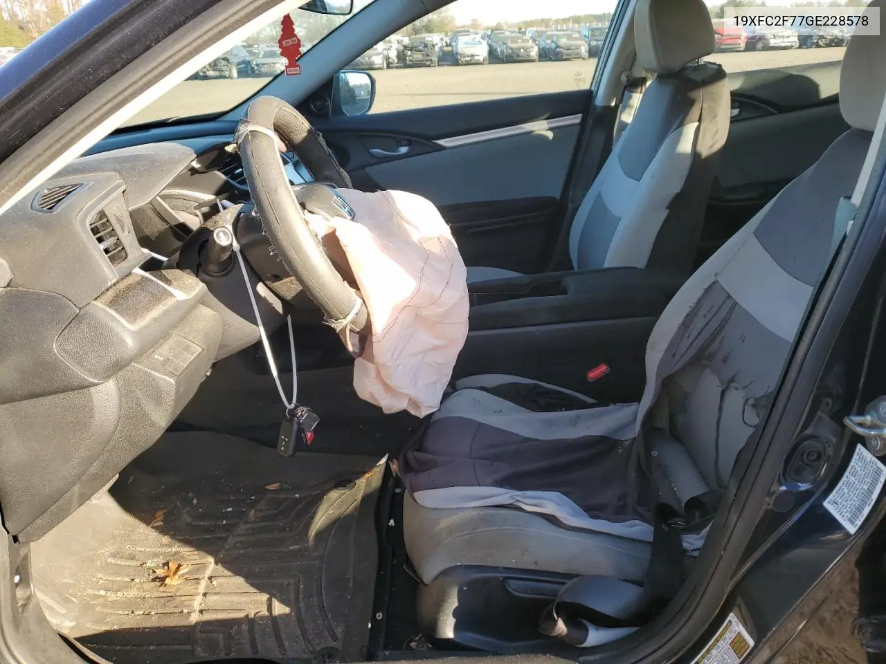 19XFC2F77GE228578 2016 Honda Civic Ex