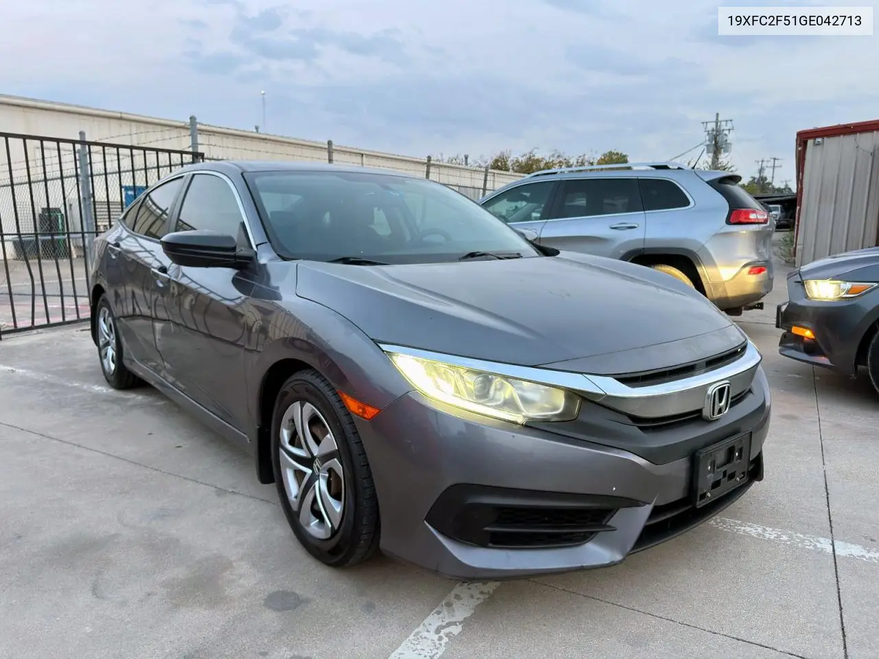 19XFC2F51GE042713 2016 Honda Civic Lx