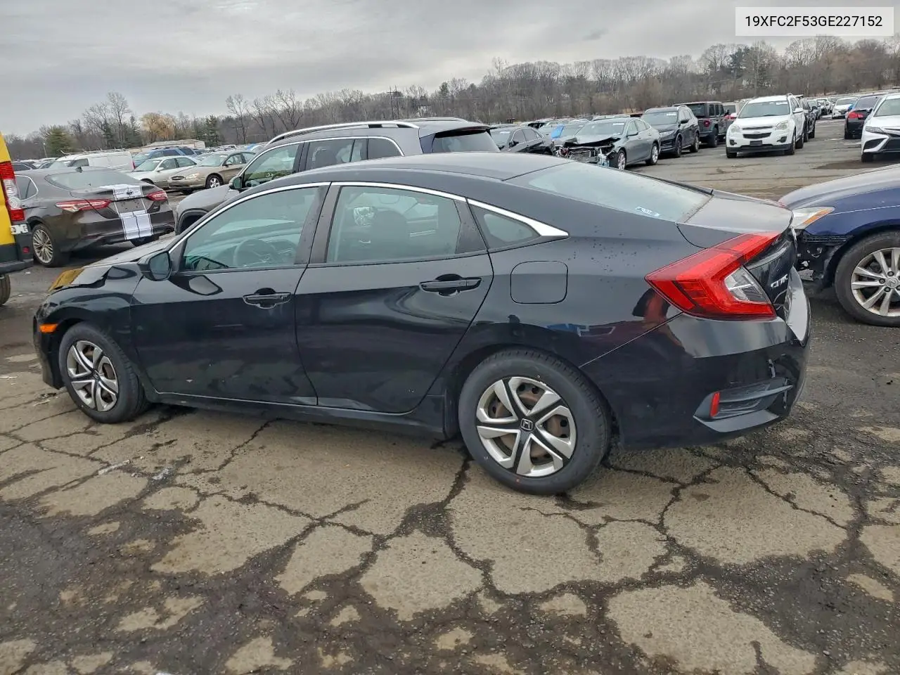 19XFC2F53GE227152 2016 Honda Civic Lx