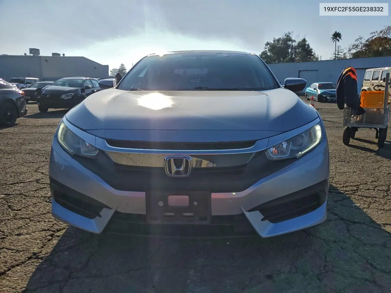 19XFC2F55GE238332 2016 Honda Civic Lx