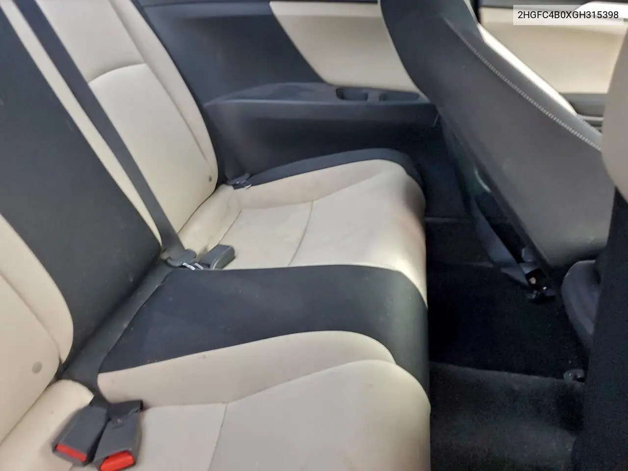 2HGFC4B0XGH315398 2016 Honda Civic Lx