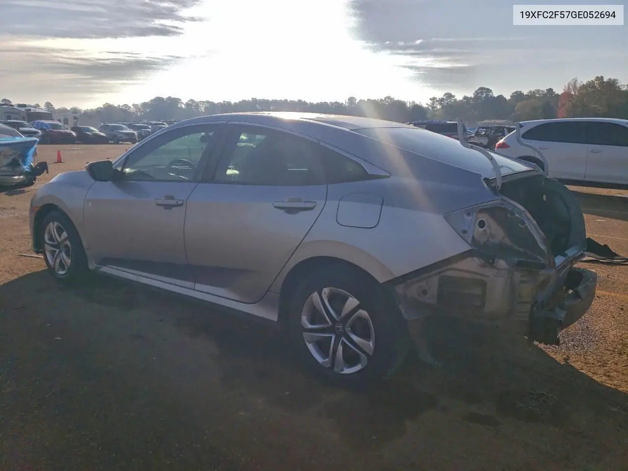 19XFC2F57GE052694 2016 Honda Civic Lx