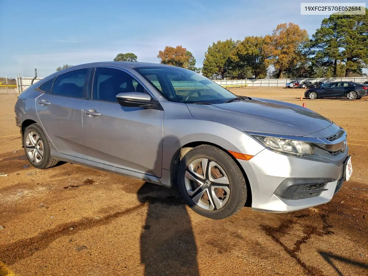 19XFC2F57GE052694 2016 Honda Civic Lx