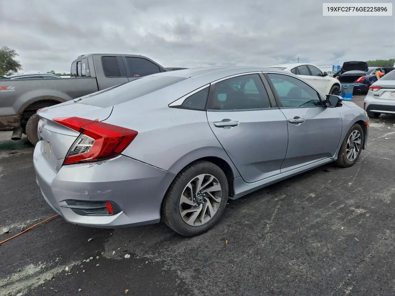 19XFC2F76GE225896 2016 Honda Civic Ex