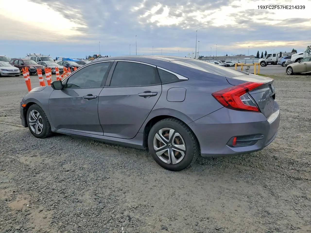19XFC2F57HE214339 2017 Honda Civic Lx