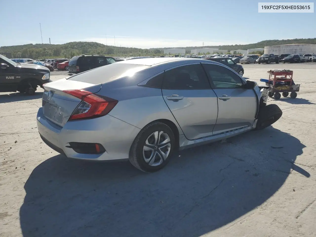 19XFC2F5XHE053615 2017 Honda Civic Lx