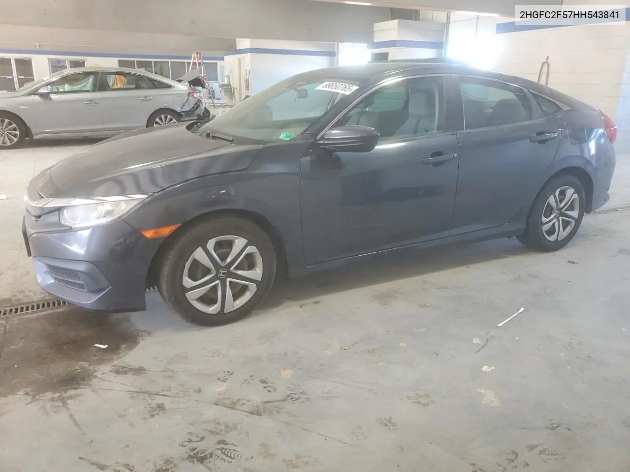 2HGFC2F57HH543841 2017 Honda Civic Lx