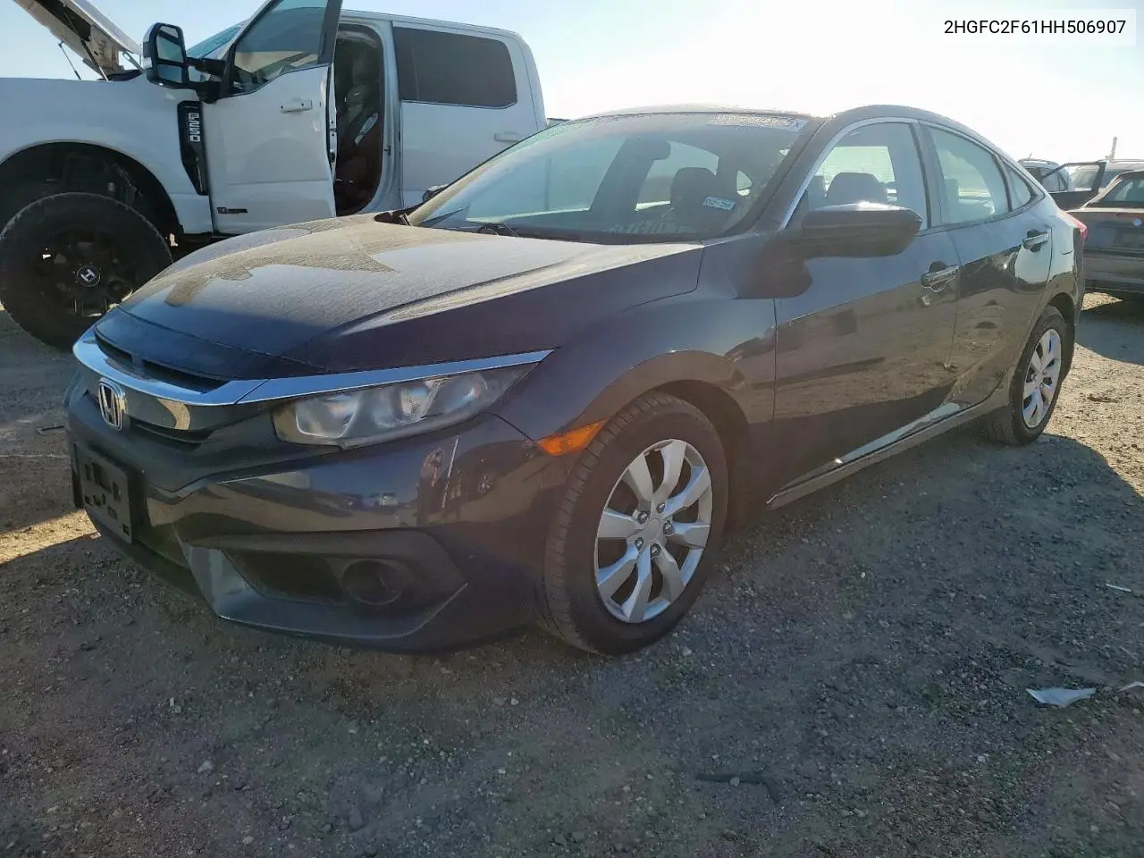 2HGFC2F61HH506907 2017 Honda Civic Lx