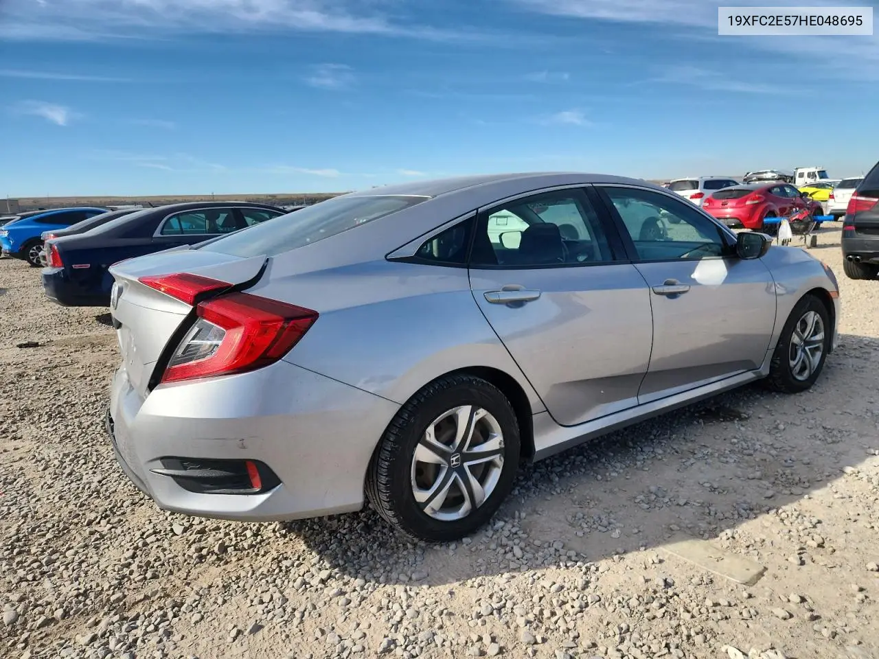 19XFC2E57HE048695 2017 Honda Civic Lx