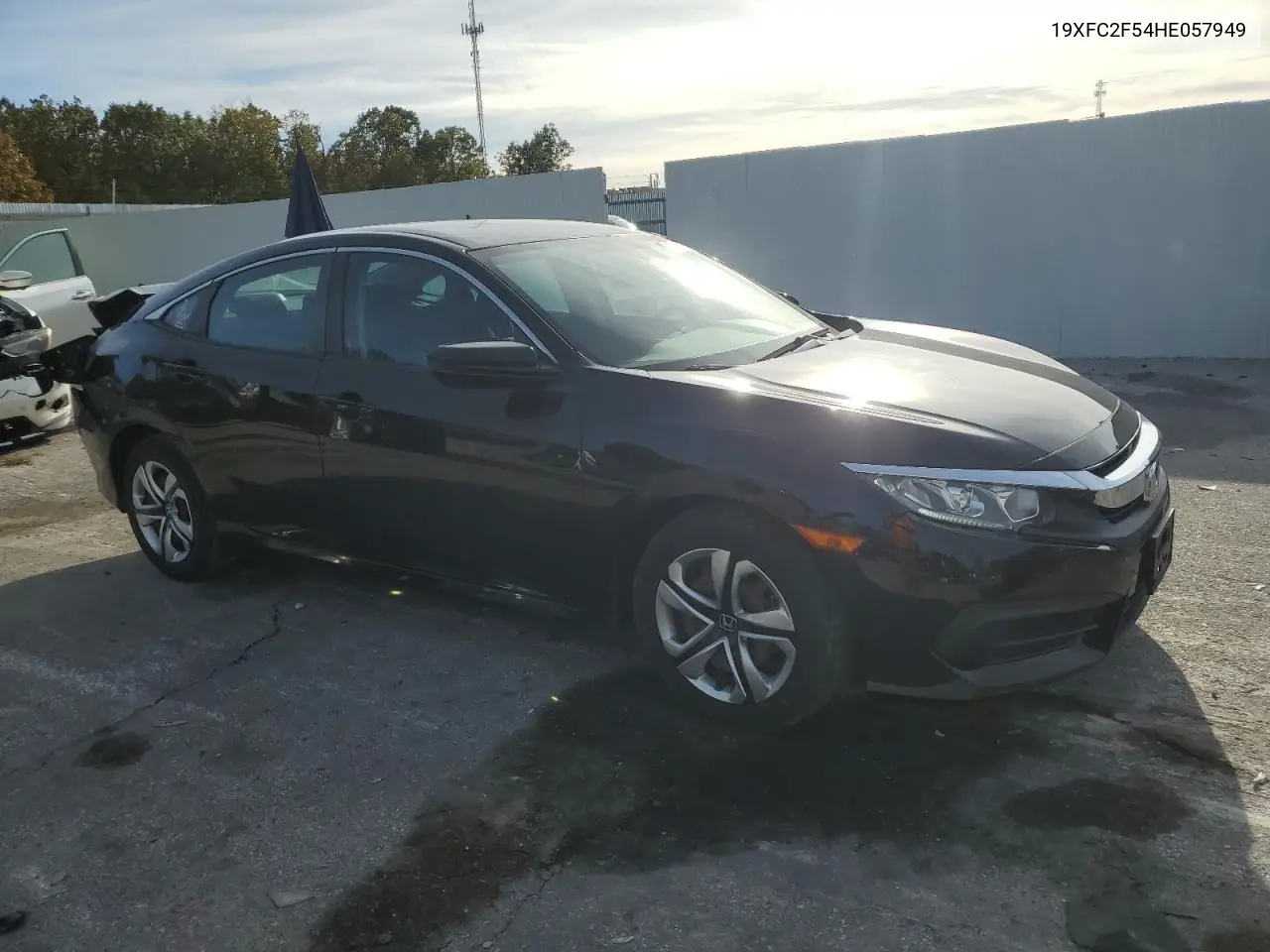 19XFC2F54HE057949 2017 Honda Civic Lx