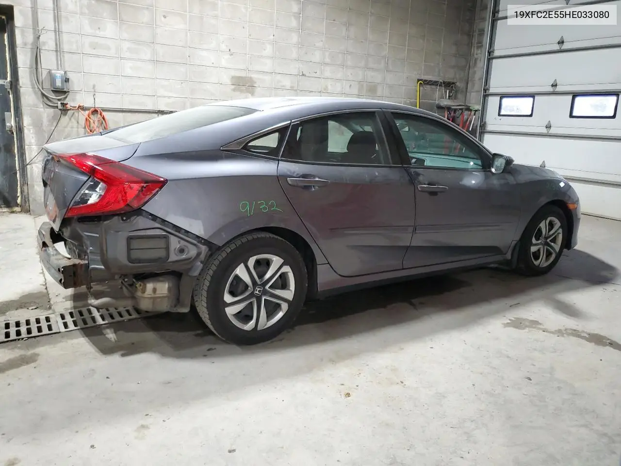 19XFC2E55HE033080 2017 Honda Civic Lx
