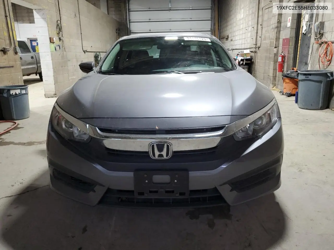 19XFC2E55HE033080 2017 Honda Civic Lx