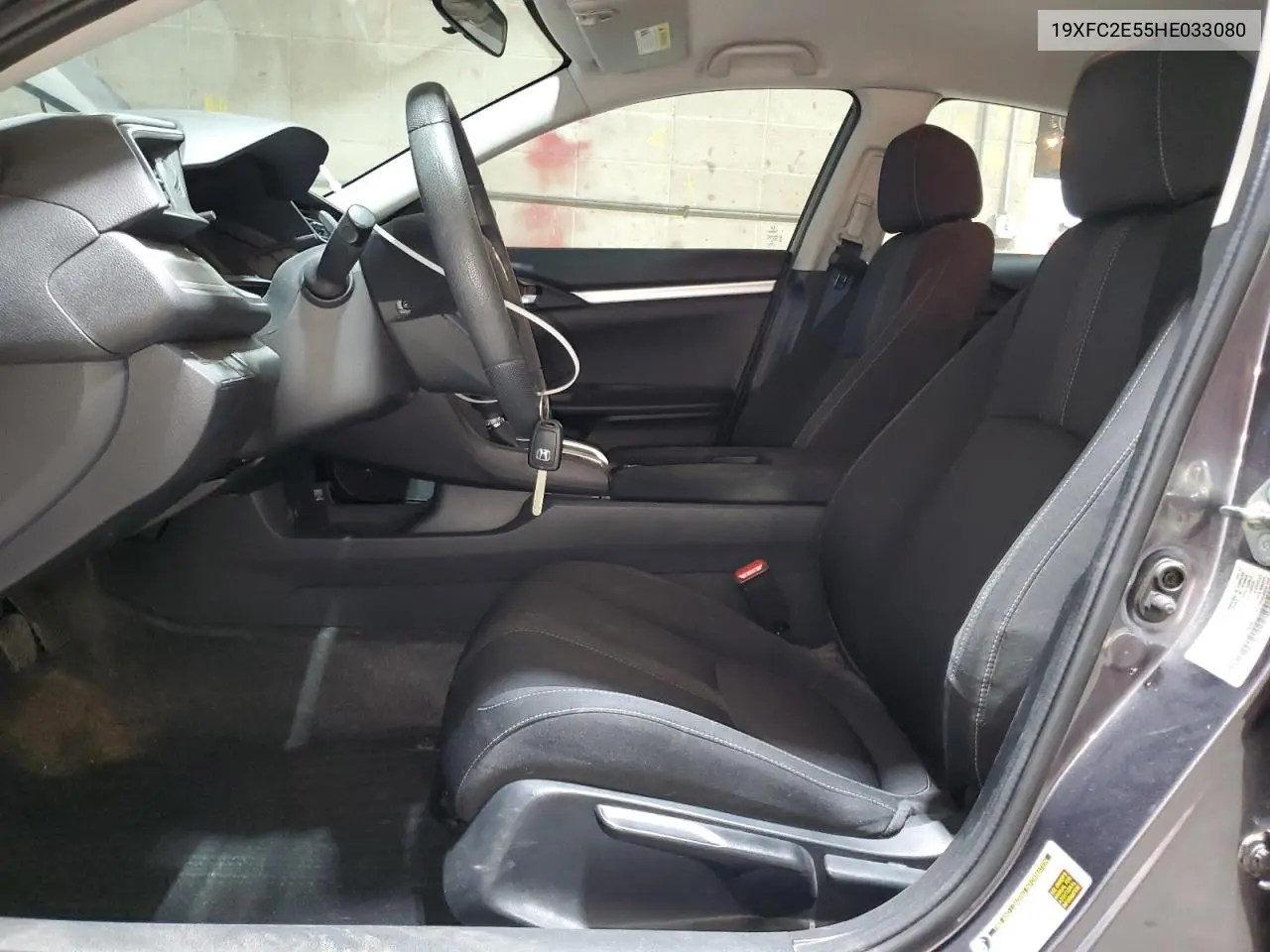 19XFC2E55HE033080 2017 Honda Civic Lx