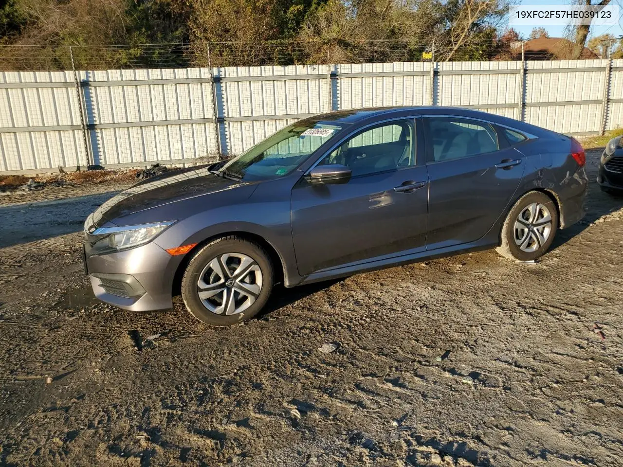 19XFC2F57HE039123 2017 Honda Civic Lx
