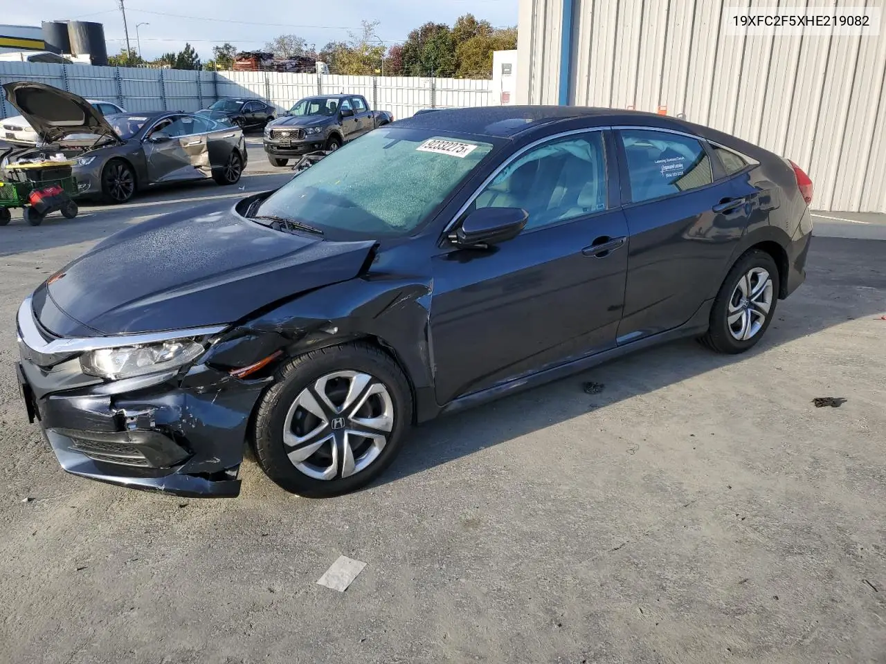 19XFC2F5XHE219082 2017 Honda Civic Lx