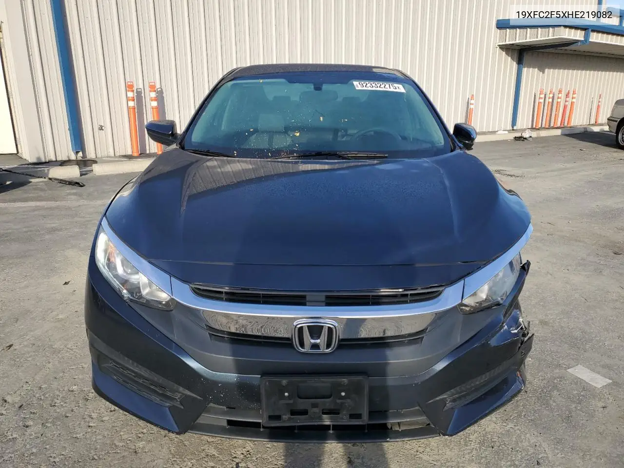 19XFC2F5XHE219082 2017 Honda Civic Lx