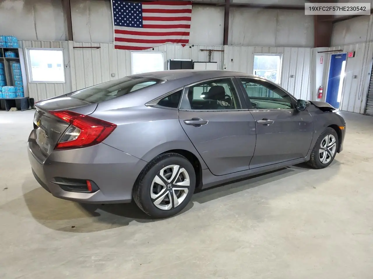 19XFC2F57HE230542 2017 Honda Civic Lx