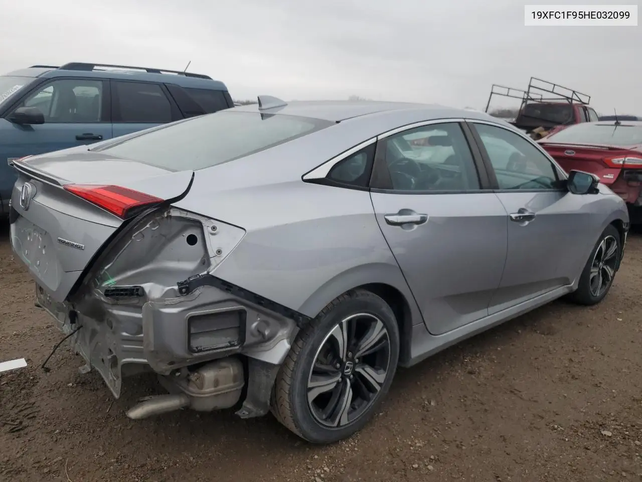 19XFC1F95HE032099 2017 Honda Civic Touring