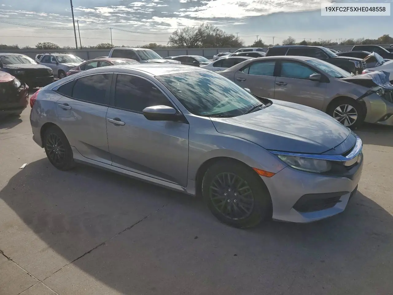19XFC2F5XHE048558 2017 Honda Civic Lx