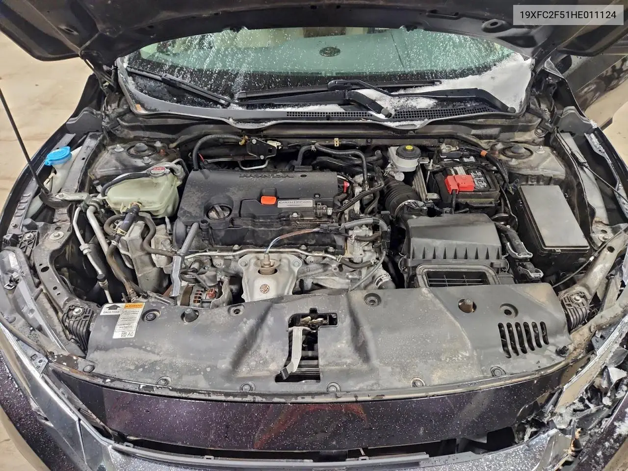 19XFC2F51HE011124 2017 Honda Civic Lx