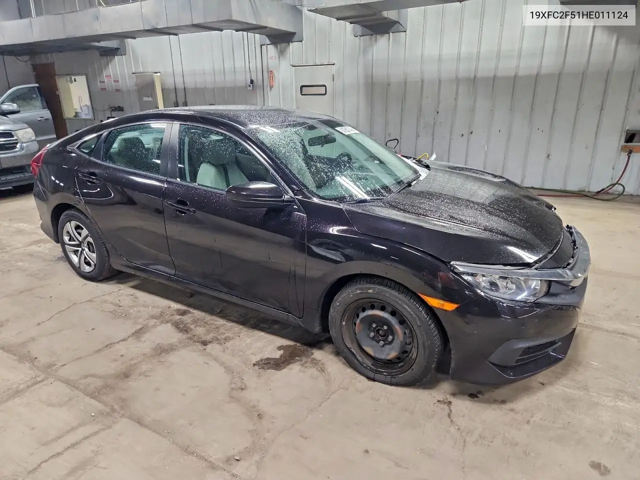 19XFC2F51HE011124 2017 Honda Civic Lx
