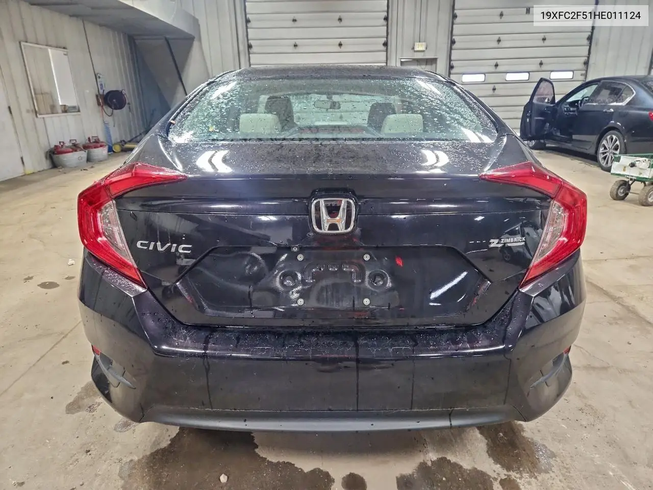 19XFC2F51HE011124 2017 Honda Civic Lx