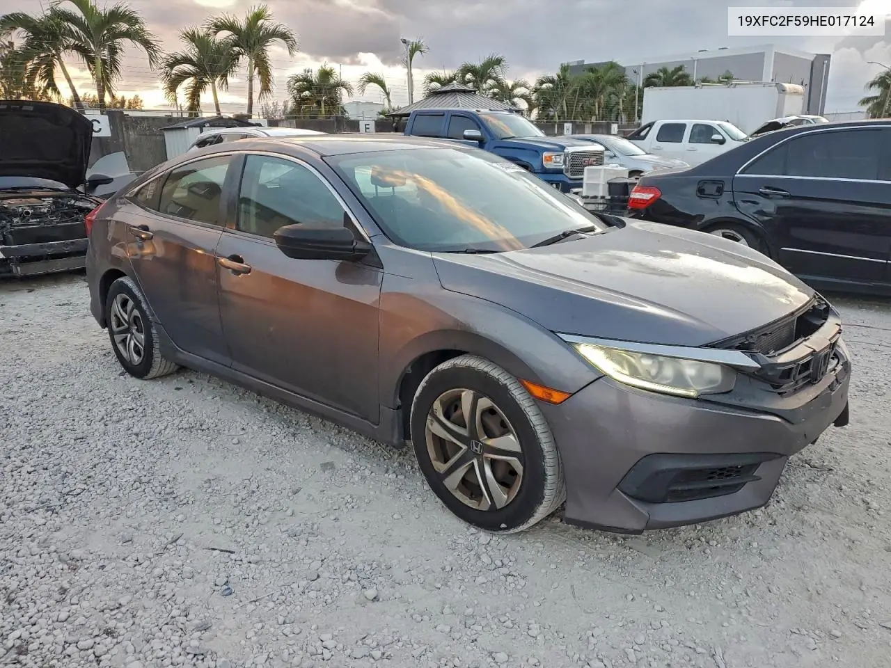 19XFC2F59HE017124 2017 Honda Civic Lx