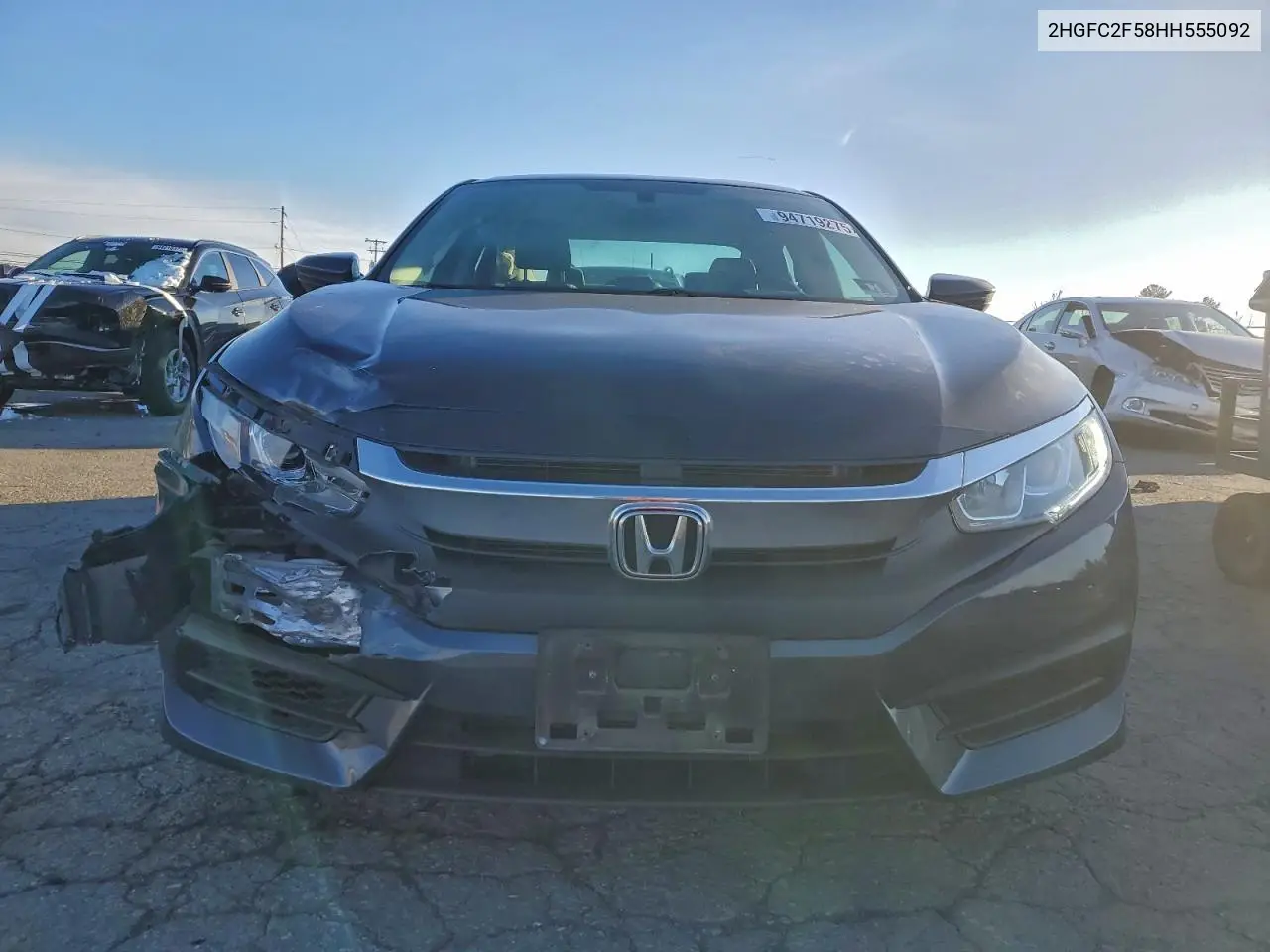 2HGFC2F58HH555092 2017 Honda Civic Lx