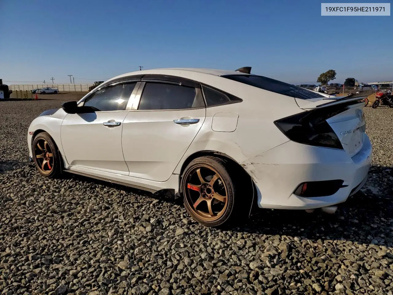 19XFC1F95HE211971 2017 Honda Civic Touring