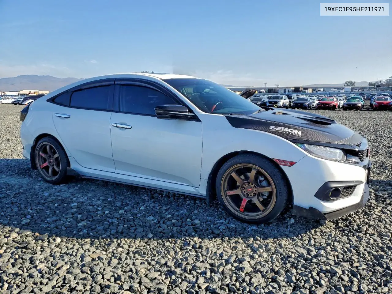 19XFC1F95HE211971 2017 Honda Civic Touring