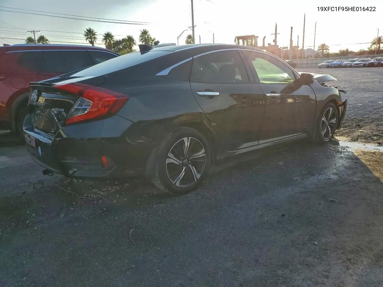 19XFC1F95HE016422 2017 Honda Civic Touring