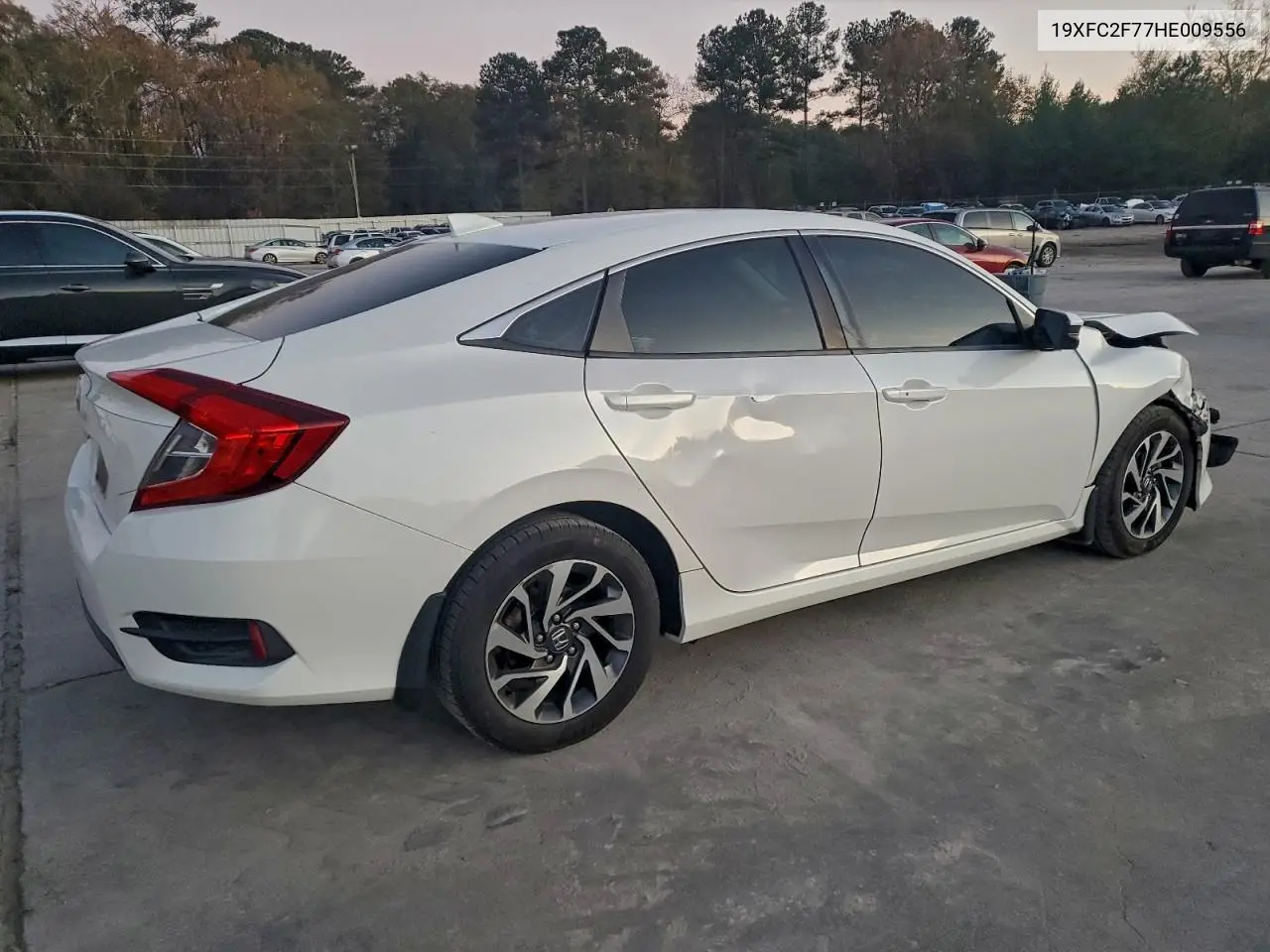19XFC2F77HE009556 2017 Honda Civic Ex