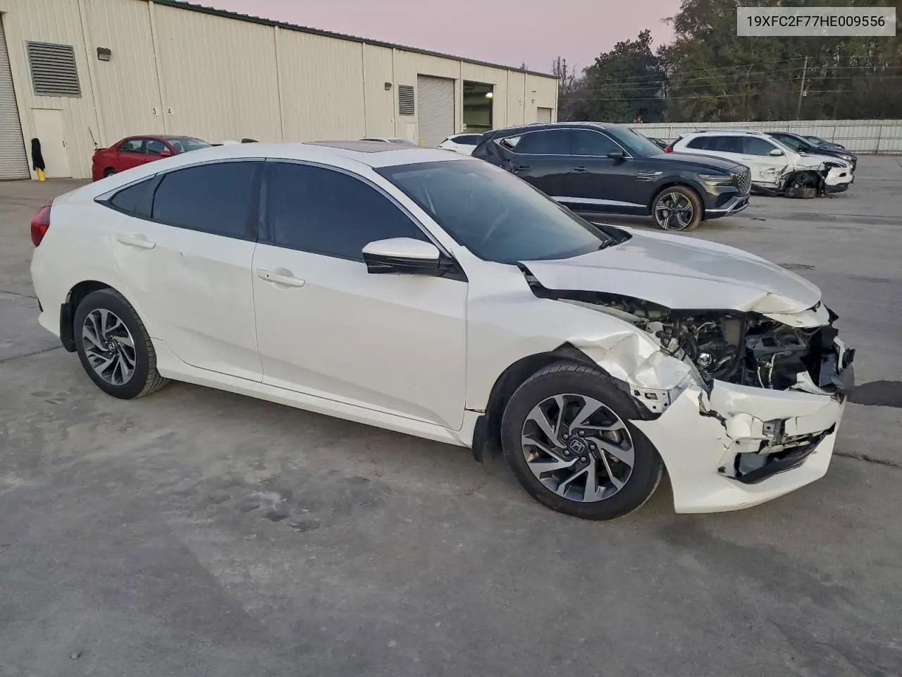 19XFC2F77HE009556 2017 Honda Civic Ex