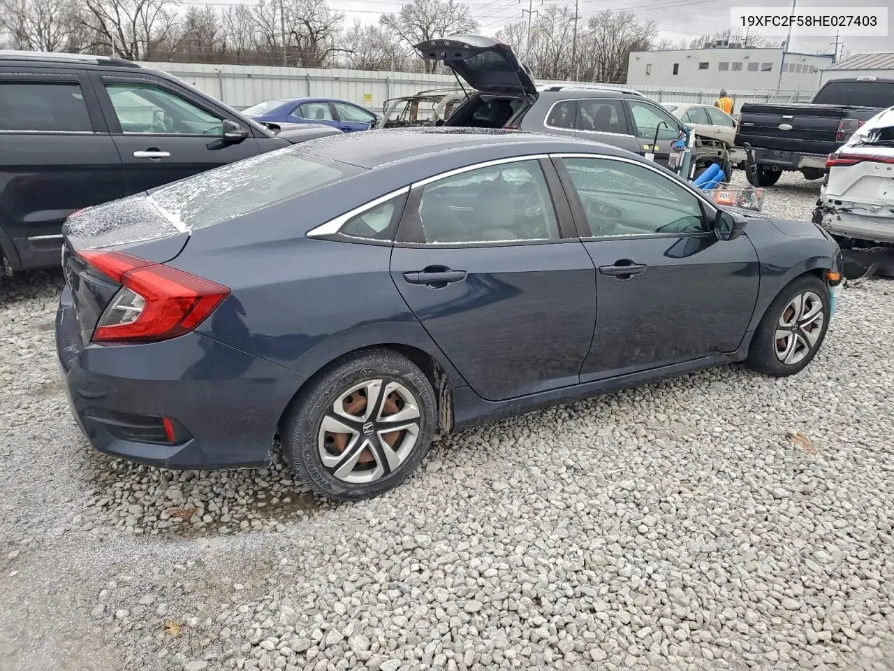 19XFC2F58HE027403 2017 Honda Civic Lx