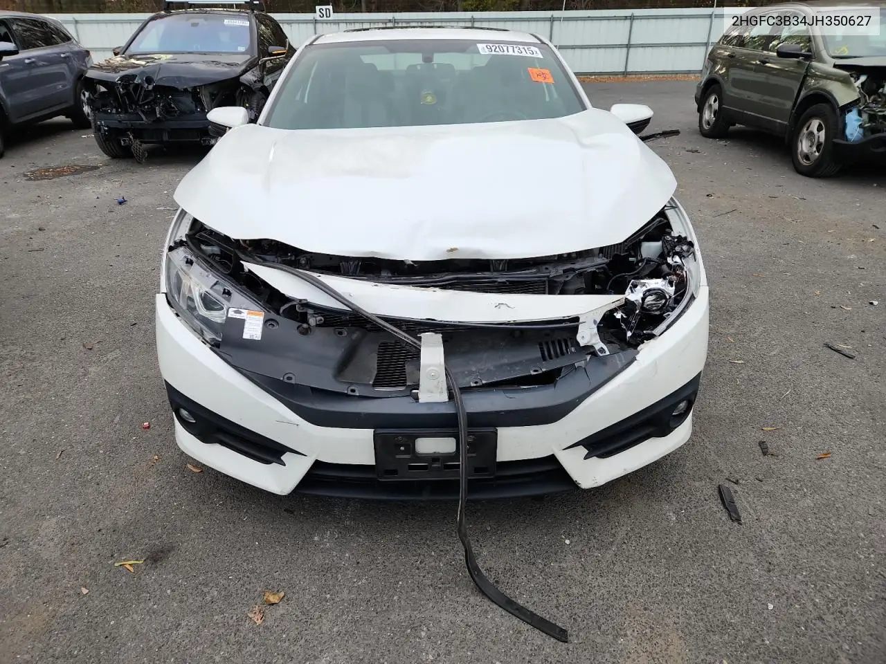 2HGFC3B34JH350627 2018 Honda Civic Ex