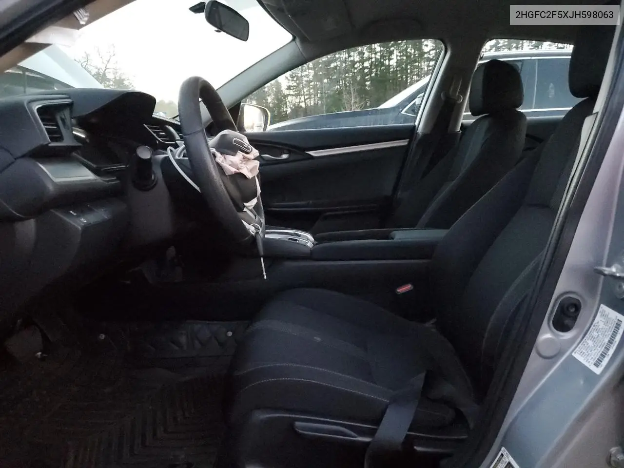 2HGFC2F5XJH598063 2018 Honda Civic Lx