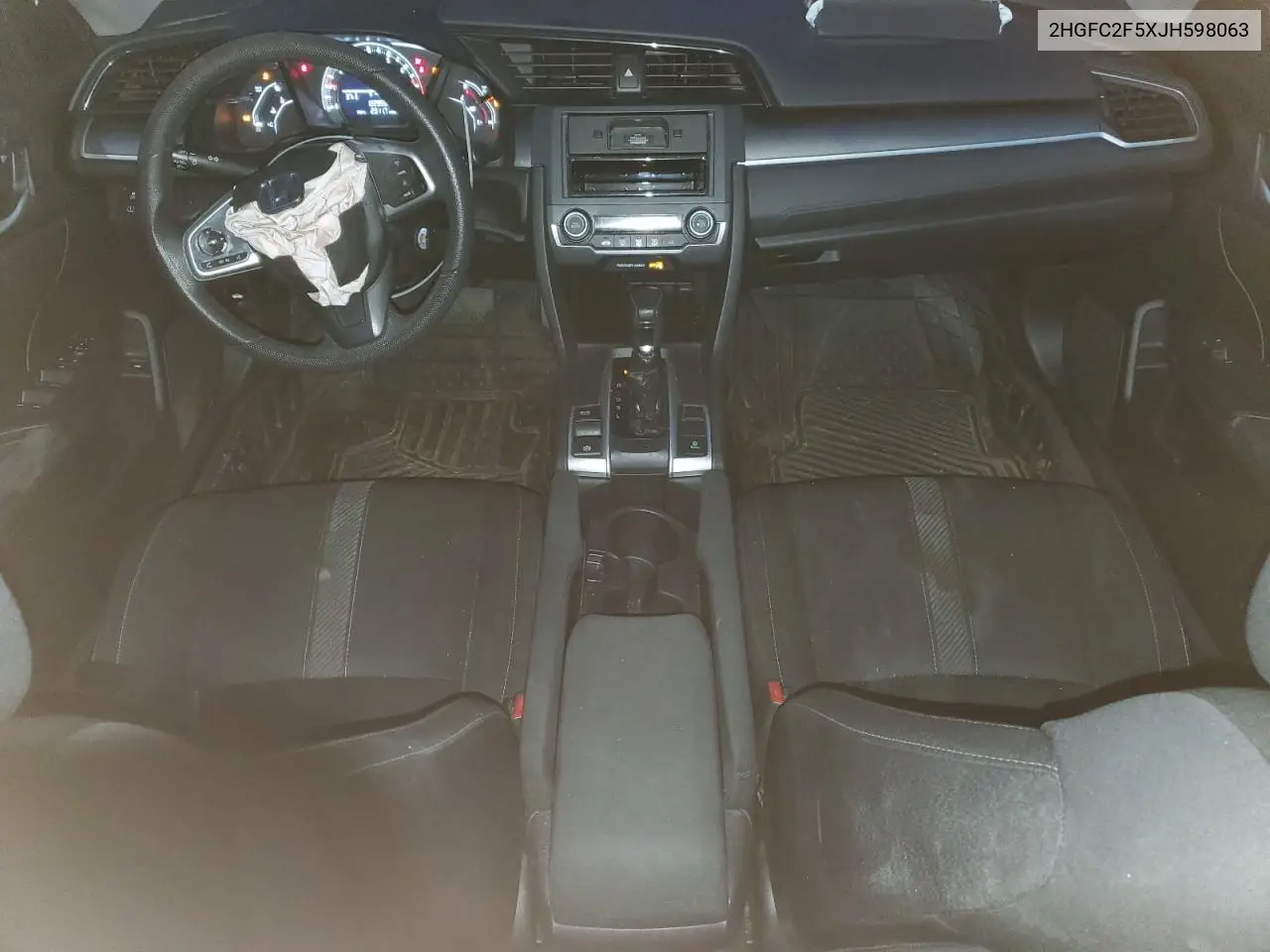 2HGFC2F5XJH598063 2018 Honda Civic Lx