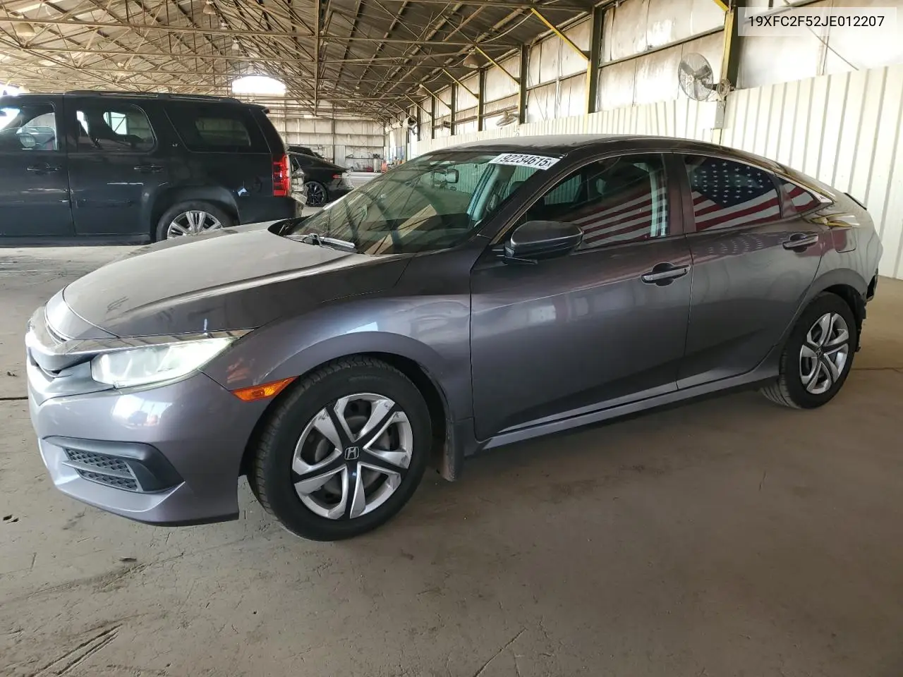 19XFC2F52JE012207 2018 Honda Civic Lx