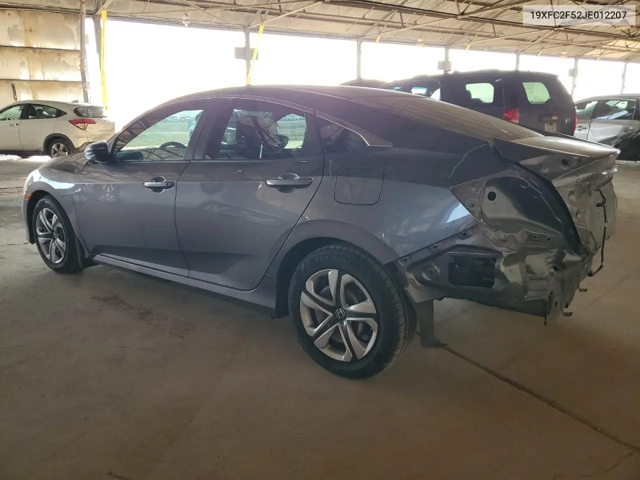 19XFC2F52JE012207 2018 Honda Civic Lx