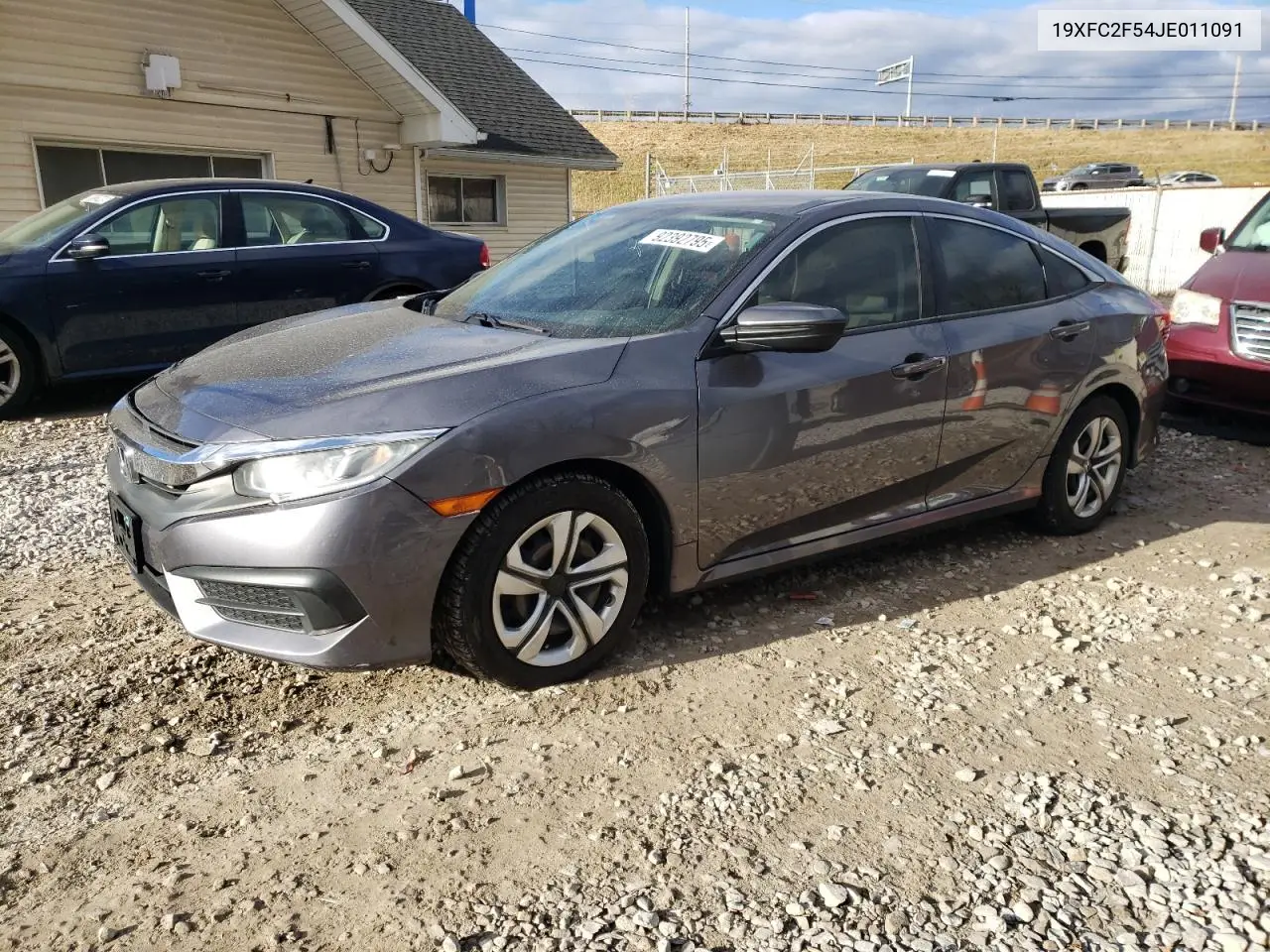 19XFC2F54JE011091 2018 Honda Civic Lx
