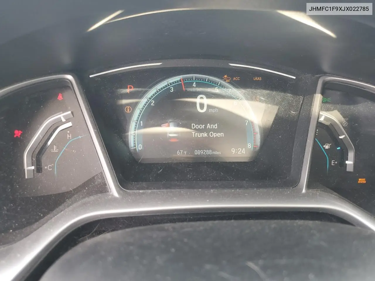 JHMFC1F9XJX022785 2018 Honda Civic Touring