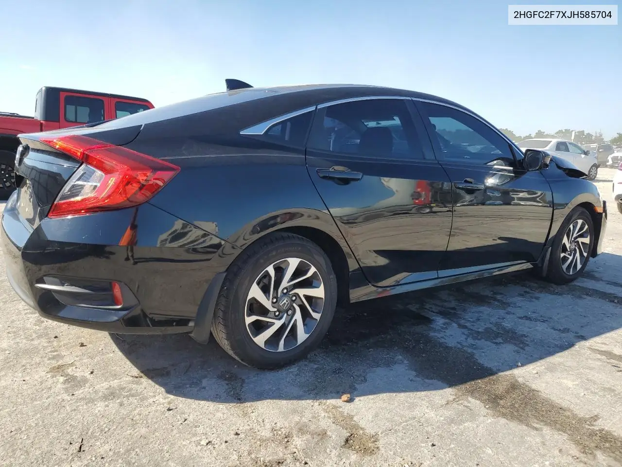 2HGFC2F7XJH585704 2018 Honda Civic Ex
