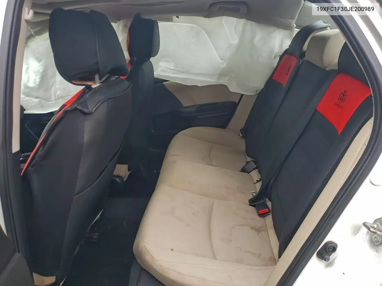 19XFC1F30JE200989 2018 Honda Civic Ex