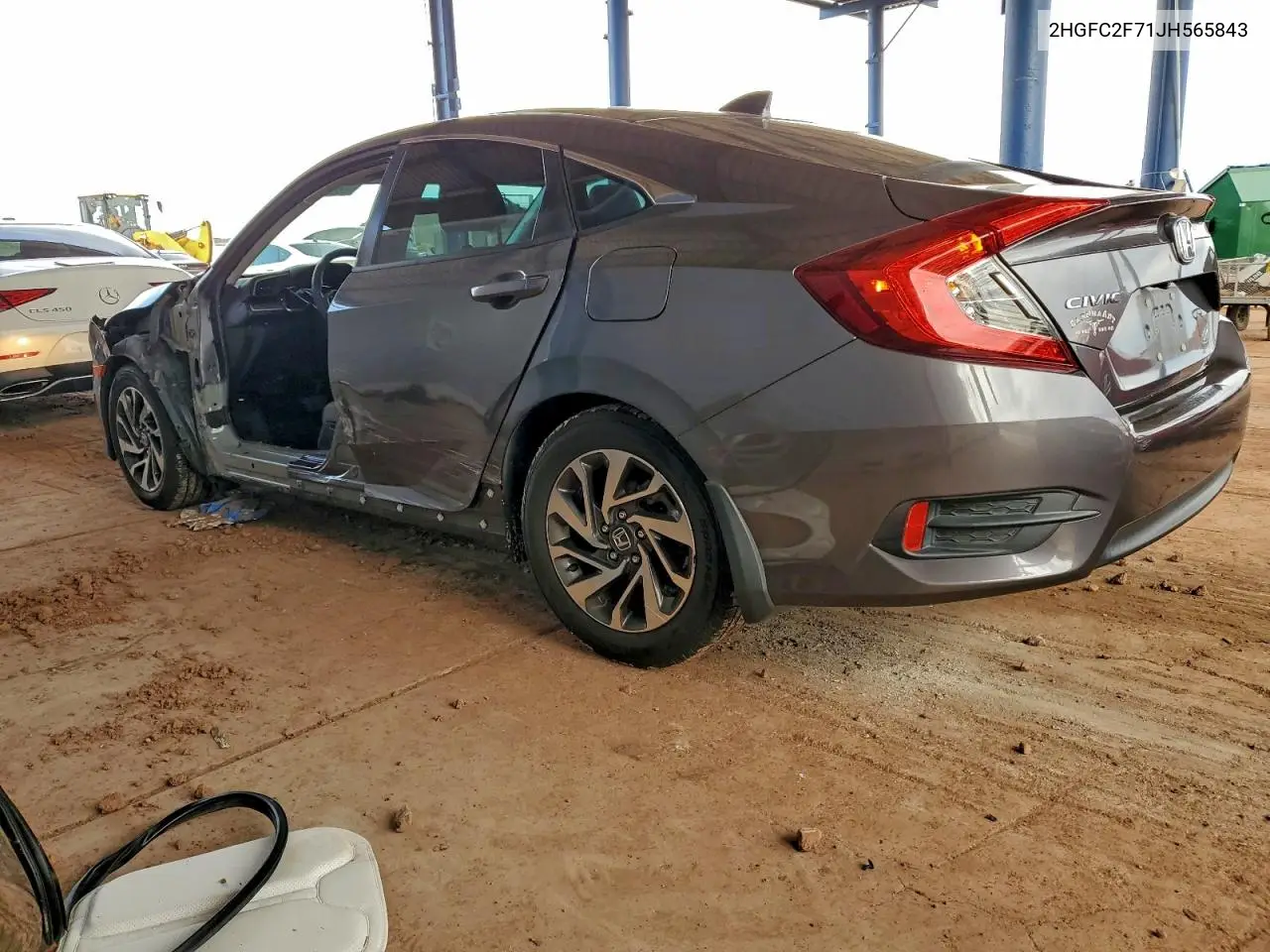 2HGFC2F71JH565843 2018 Honda Civic Ex