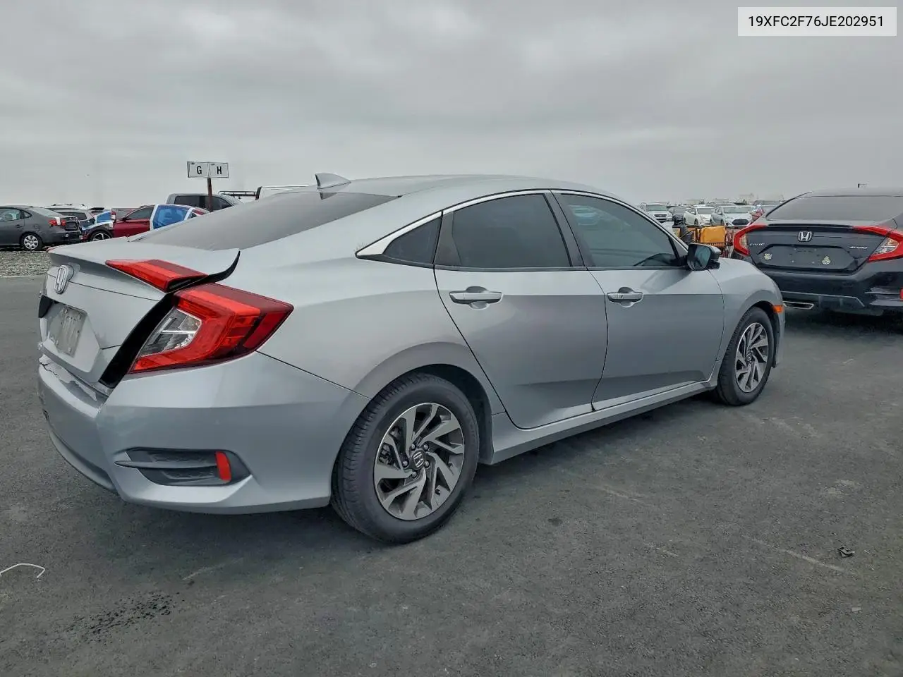 19XFC2F76JE202951 2018 Honda Civic Ex