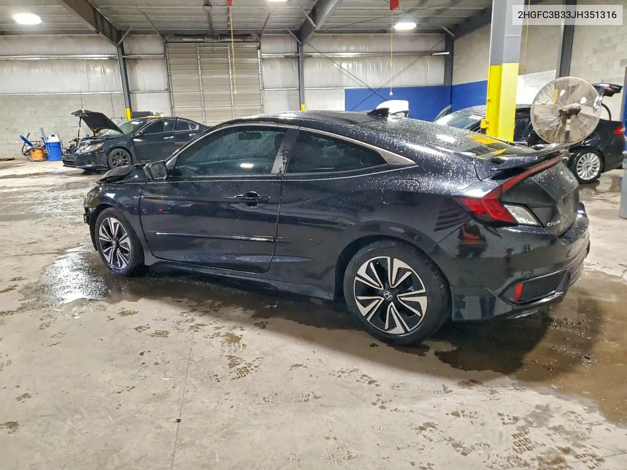 2HGFC3B33JH351316 2018 Honda Civic Ex
