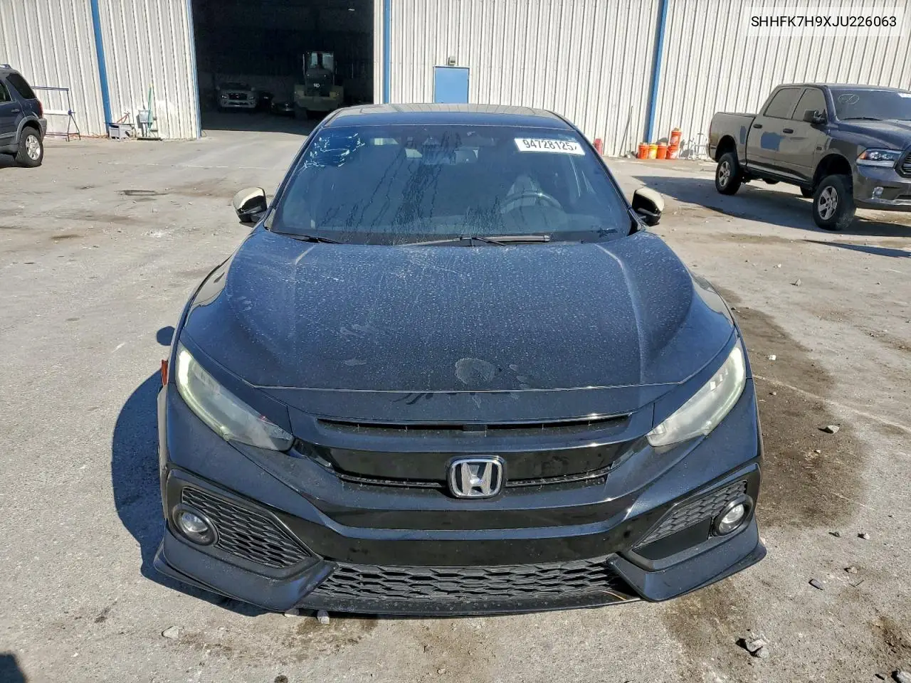 SHHFK7H9XJU226063 2018 Honda Civic Sport Touring
